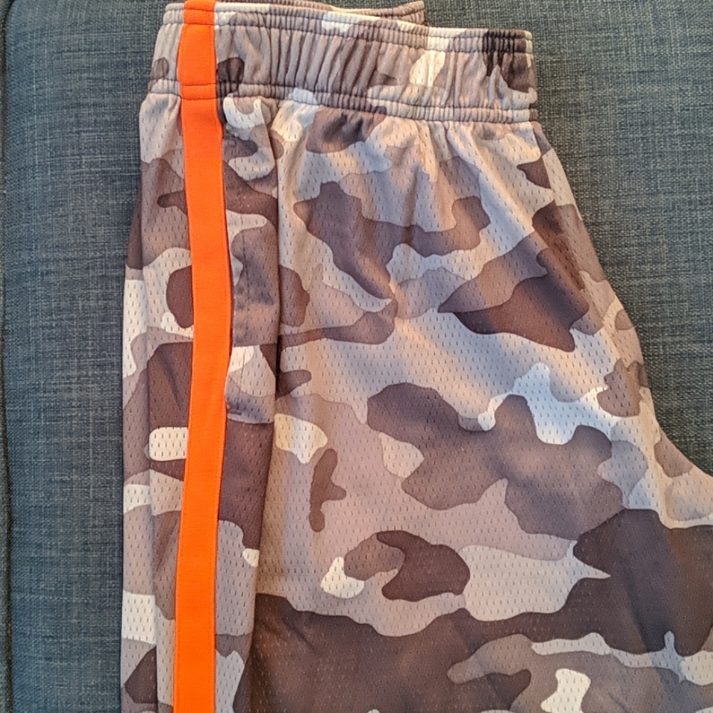Champion fatigue patterned shorts